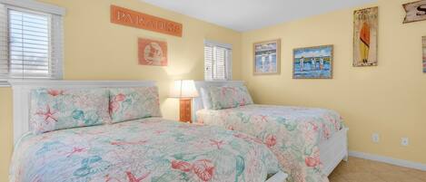 Condo, Plusieurs lits (Starboard Village 412)