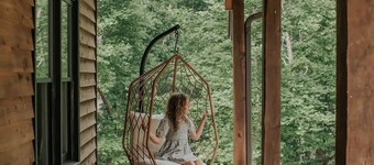 Wine Country Getaway Chalet Pet Friendly