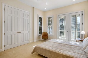 4 chambres, fer et planche Ă repasser, Wi-Fi gratuit, draps fournis