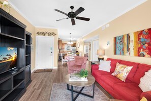 Apartment, Multiple Beds (Villas on the Gulf unit J7) | Living area