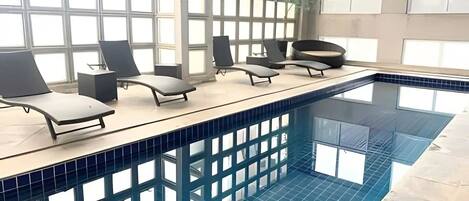 Innenpool, Außenpool