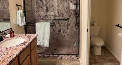 Discounted home - newer home that's beautifully furnished