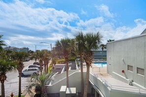 Apartemen, Beberapa Tempat Tidur (Tristan Towers unit 1B) | Halaman properti