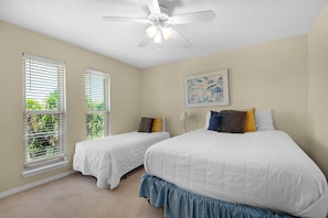 House, Multiple Beds (Barefoot & Buzzed) | WiFi