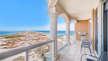 Apartment, Multiple Beds (Portofino Island Resort 2-1902) | Property grounds