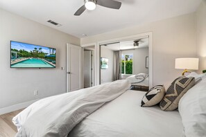 4 habitaciones, tabla de planchar con plancha y acceso a internet 