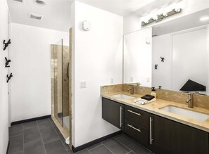 Shower, hair dryer, shampoo