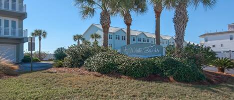 Condo, Multiple Beds (White Sands 427)