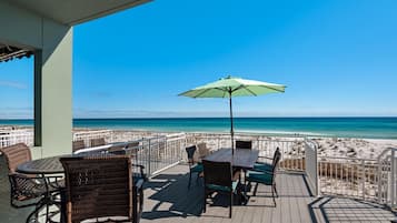 公寓客房, 多張床 (White Sands 427) | 室外用餐