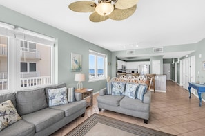 Apartment, Multiple Beds (Summerwind Center 804) | Living area | TV - Summerwind Center 804 (Navarre)