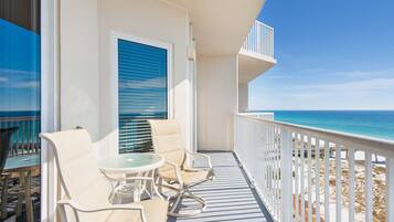 Apartment, Multiple Beds (Summerwind Center 804) | Property grounds