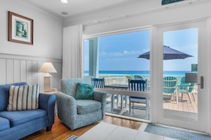 Condo, várias camas (White Sands 459) | Área de estar