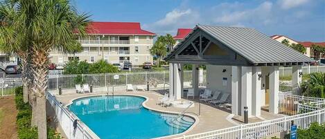 Huis, Meerdere bedden (Dream Maker) | Zwembad | Een buitenzwembad