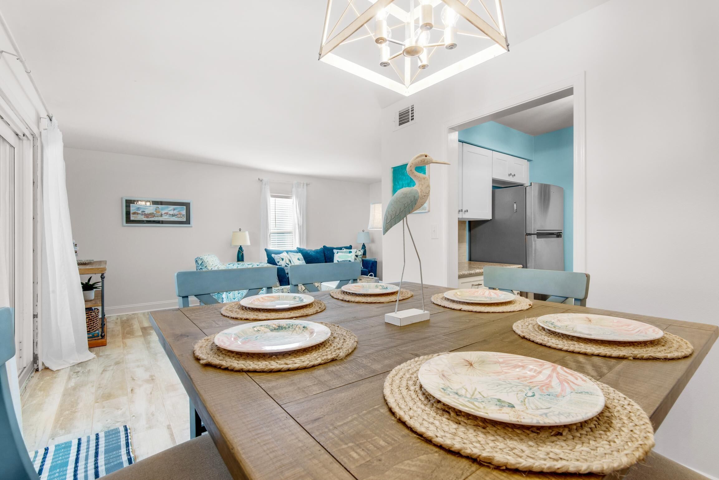 公寓, 1 張特大雙人床和 1 張沙發床 (Villas on the Gulf unit G8) | 用餐區