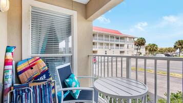 Apartment, 1 King Bed with Sofa bed (Sunset Harbor Villas 313) | Property grounds