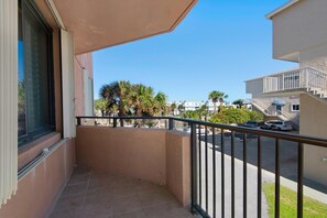 Apartment, 1 Queen Bed (Gulf Winds 101) - Gulf Winds 101 (Pensacola Beach)