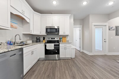 Fun in the Sun 2 Bed Apt.