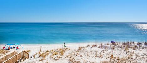 公寓, 多張床 (Sans Souci unit 209) | 海灘 | 位於海灘上