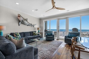 Living area - White Sands 451- Beach Dreams (Pensacola Beach)