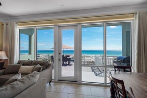 Apartment, Mehrere Betten (White Sands 423) | Wohnbereich