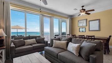 Huoneisto, useita sänkyjä (White Sands 423) | Oleskelualue