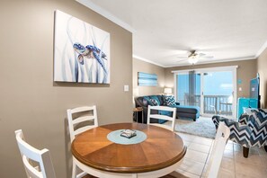 Apartamento, varias camas (Villas on the Gulf unit A8) | Interior