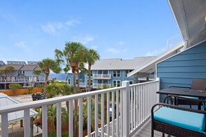 Apartment, 1 Queen Bed with Sofa bed (LaBahia 224) | Outdoor dining - Labahia 224 (Pensacola Beach)