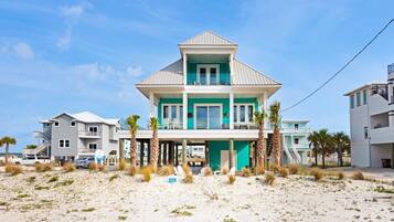 House, Multiple Beds (Nonni 'N Poppy's) | Exterior