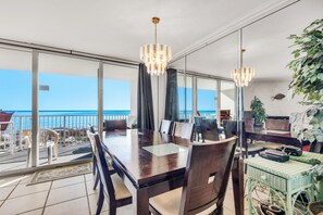 Apartment, Mehrere Betten (Starboard Village 622) | Speisen