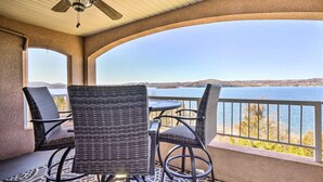 Unclassified image, 3 of 39, button - 2BR Table Rock Lake Luxury Condo | Sunset Views (Hollister)