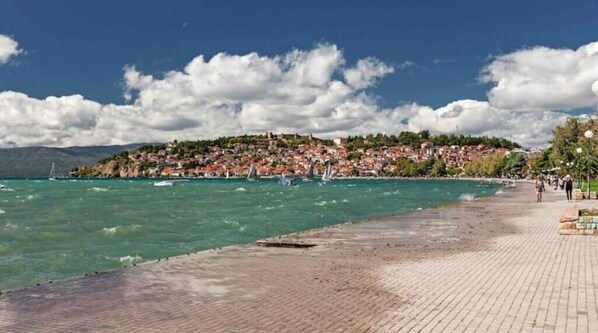 Strand