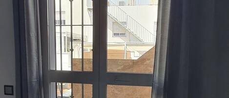 5 Schlafzimmer, Bügeleisen/Bügelbrett, kostenloses WLAN, Bettwäsche