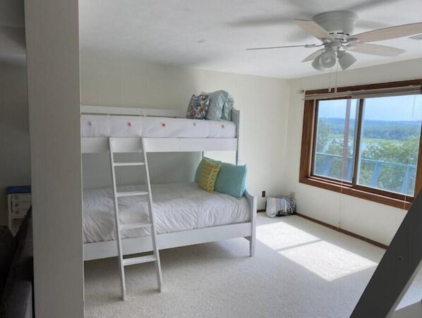 3 bedrooms, free WiFi