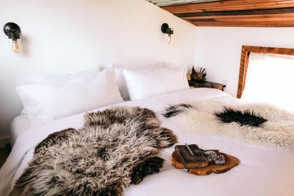 1 bedroom, desk, free WiFi, bed sheets