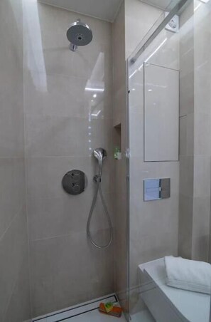 Hair dryer - Wlr Apartments Hoza I (Warszawa)