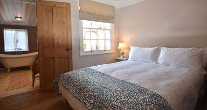 5 East Street Rye, Family and dog friendly cottage in the heart of the old town