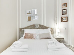 1 soverom, strykejern/-brett, wi-fi og sengetøy