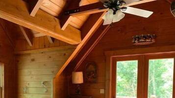 4 chambres, lit parapluie, Wi-Fi, draps fournis