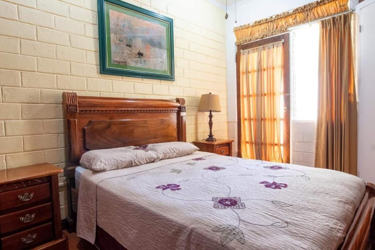 Standard Double Room | Free WiFi
