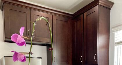 Charming 3-bedroom condo, perfect for Disney, Little Saigon, and SoCal Beaches