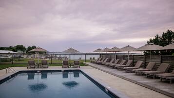 Außenpool (je nach Saison geöffnet)