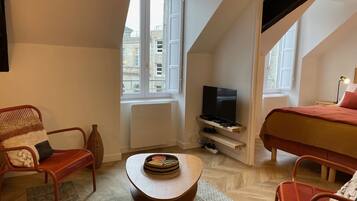 1 chambre, fer et planche à repasser, Wi-Fi, draps fournis