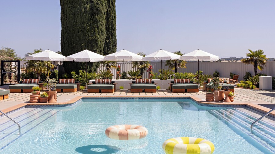 River Lodge Paso - 21 & Over Pool