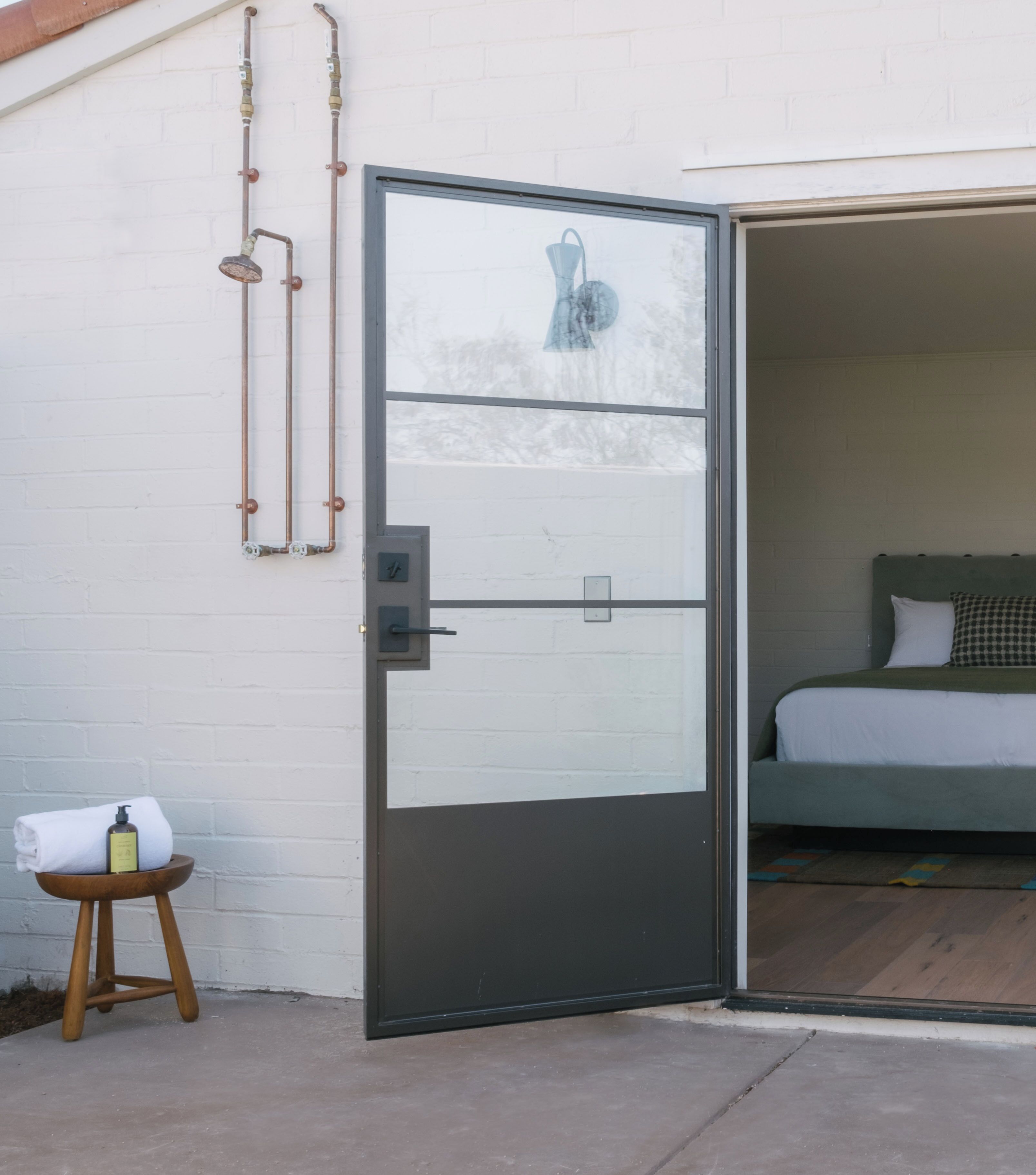 Luxury-Zimmer | Hochwertige Bettwaren, Daunenbettdecken, Minibar, individuell dekoriert