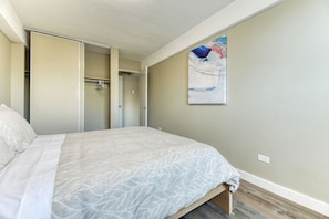1 bedroom, iron/ironing board, free WiFi, bed sheets