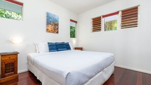 3 quartos, Wi-Fi de cortesia, roupa de cama