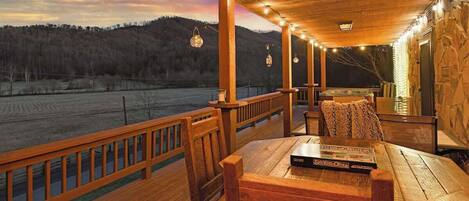 屋外ダイニングエリア