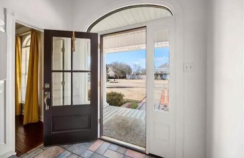 WEST POINTE Piece of Mind HoMe Stays