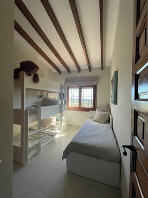 5 bedrooms, iron/ironing board, travel crib, free WiFi