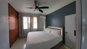 3 bedrooms, iron/ironing board, free WiFi, bed sheets - El Retiro Home (Aguadilla)